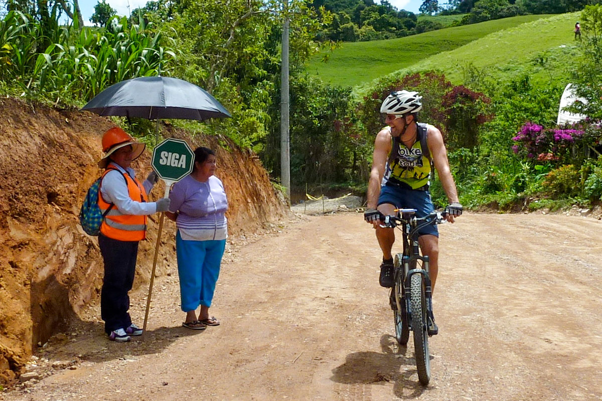 Freundliche Begegnungen auf der Biketour
